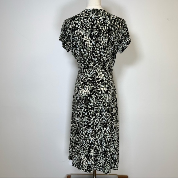 Connected Apparel Fit And Flare V-Neck Midi Length Dress Women’s Size 10 Petite - Picture 4 of 9